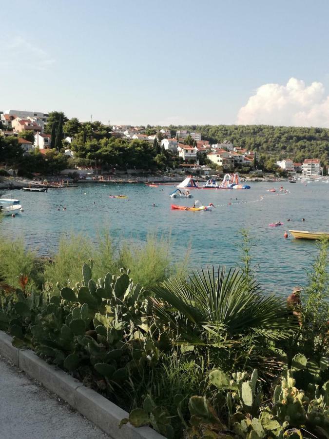 Apartman Adriatic Trogir Exteriör bild